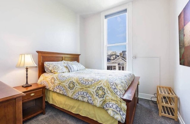 MARINA SF 3 BD / 2BA FLAT AUF DER TRENDIGEN UNION STREET!
