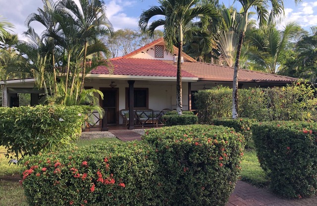 3 Bd Villa in Los Delfines