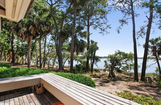 3 Bdrm 2 Bath Waterfront Villa auf Dataw mit Dock, Fahrräder, Pool und Beach Pass!