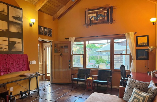 3-Bett / 1 Bad Haus in Prime Berkeley Location