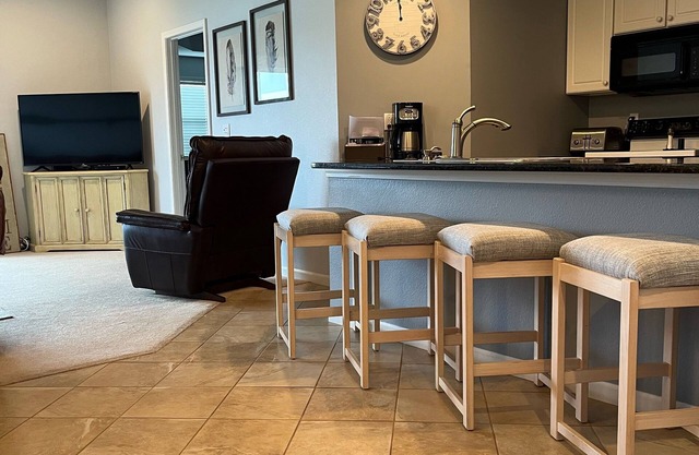 3 bed 2 bath Sleeps 8 Lakefront Main Channel views at the 1MM! 2 pools