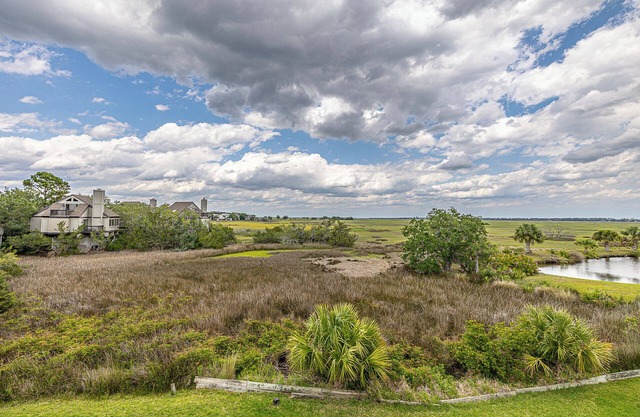 3 Bed, 3 Bath, Marshfront, Beautiful, Updated Condo. Located in Sea Palms on SSI