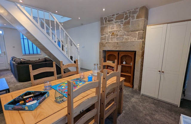 3 Bed City Home | South Facing Patio | 4-5 Beds