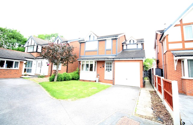 3 Bed Detached - Quiet Cul De Sac -Private Parking