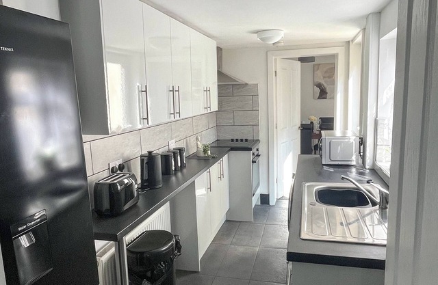 3 Bed House At 8 Nantwich Road
