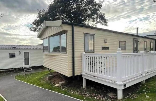 3 Bed-Sleeps 8-Pet Friendly-Parking-Sea View