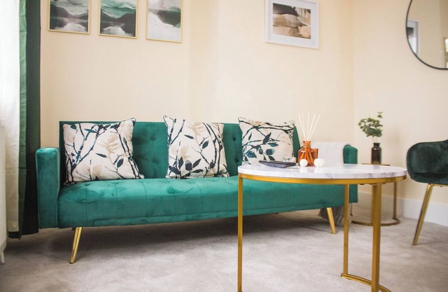 3 bed - Spacious Garden