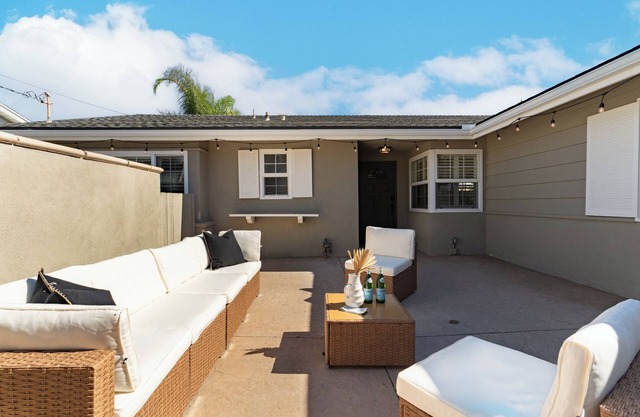 𖤓 3 Bed w/ Pool, Spa, Pool Table, Solar Pool