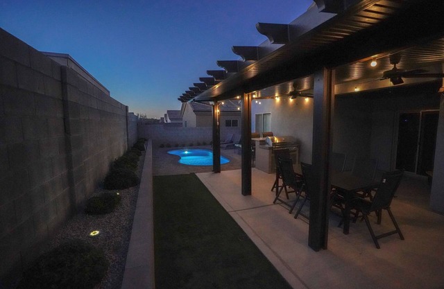3-BedRm Pool House w/ Coffee Bar & 5 Total Beds