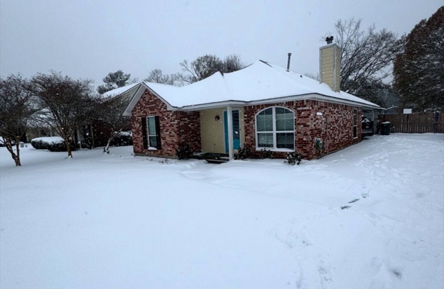 3-bedroom 2 bath house in Walker,LA - 20 mins from Baton Rouge