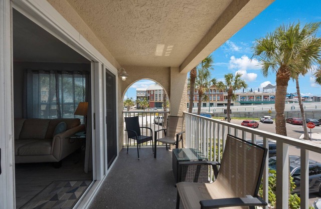 3 Bedroom 2 Bath Beach View #105 Beach Place Condos