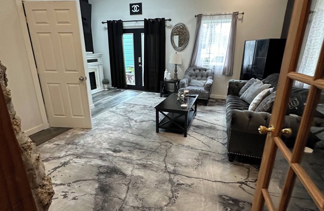 3 bedroom 2 bathroom house close to all tourist attractions