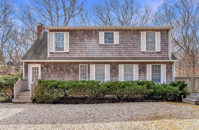 3 Bedroom 3 Bath House on 2 private acres in Amagansett. Pool, Hot Tub, Firepit