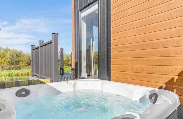 3 bedroom accommodation in Poulton-Le-Fylde