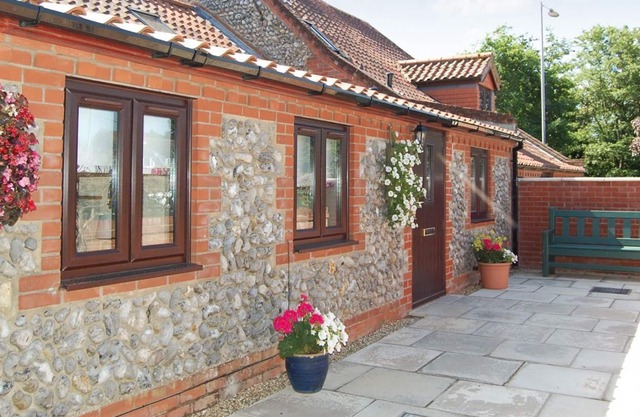 3 bedroom accommodation in Roughton, near Cromer