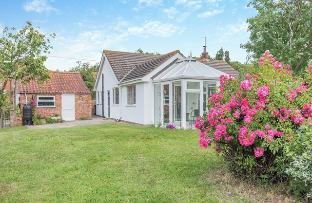 3 bedroom accommodation in Sloothby, near Alford