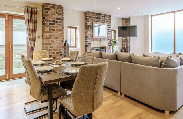 3 bedroom accommodation in Great Eccleston, near Preston