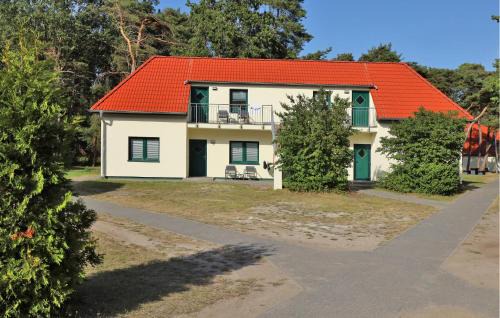 3 Bedroom Awesome Apartment In Altenkirchen
