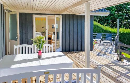 3 Bedroom Awesome Home In Bjert