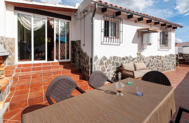 3 Bedroom Beautiful Home In Antequera