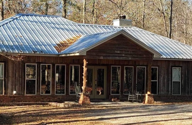 3-bedroom cabin is a quiet, secluded woods in south Montgomery county.