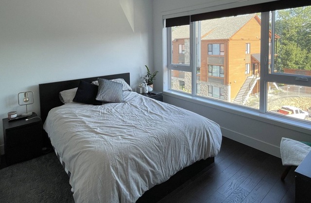 3 bedroom Condo with view on mount Bromont