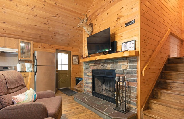 3 Bedroom Cottage, sleeps 8