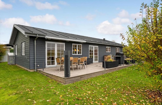 3 Bedroom Cozy Home In Bogense