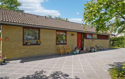 3 Bedroom Cozy Home In Risskov