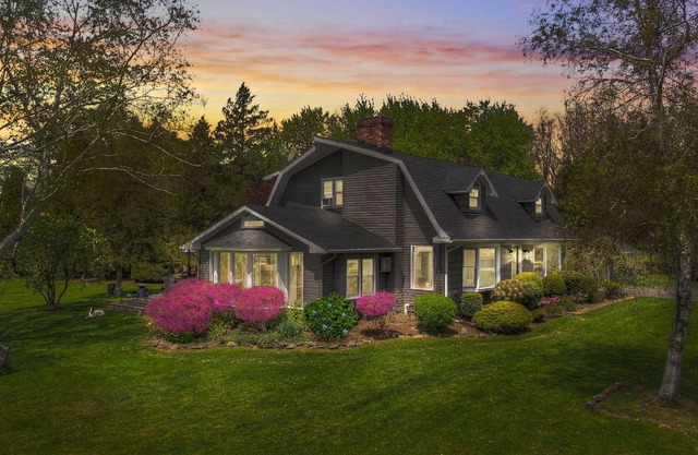 3 Bedroom Estate 5 Minutes from Hudson NY - Pet Friendly