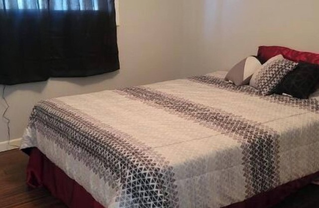 3 bedroom family home in Nebraska on the Kansas and Colorado boarders.