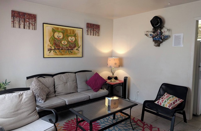3-bedroom Home away from home while in Rockdale A