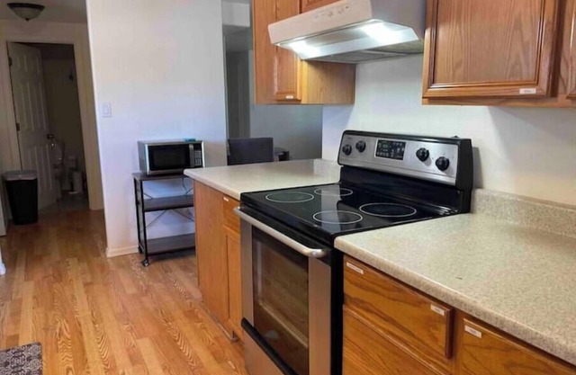 3-bedroom home in brilliant Clarkdale with AC, WiFi