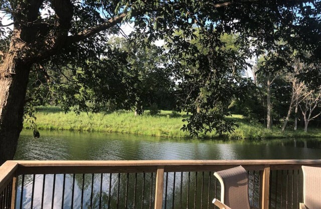 Bungalow Auf Einem See In Der Nähe Von St. Louis MO