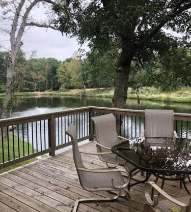 3 Bedroom Home - Lake Views on 3 Sides