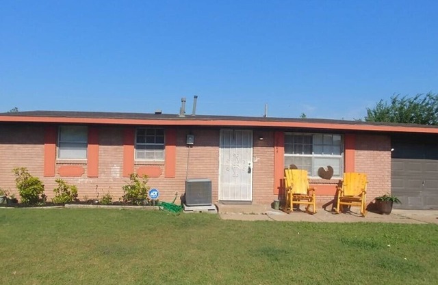 3 bedroom home near Base rocking chair