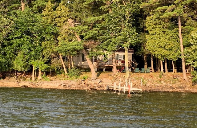 3 Schlafzimmer Haus mit privatem Dock am Ufer des Black Lake