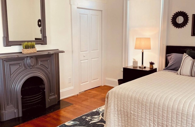 3-bedroom house in charming Olde West Chester with AC, fitness room
