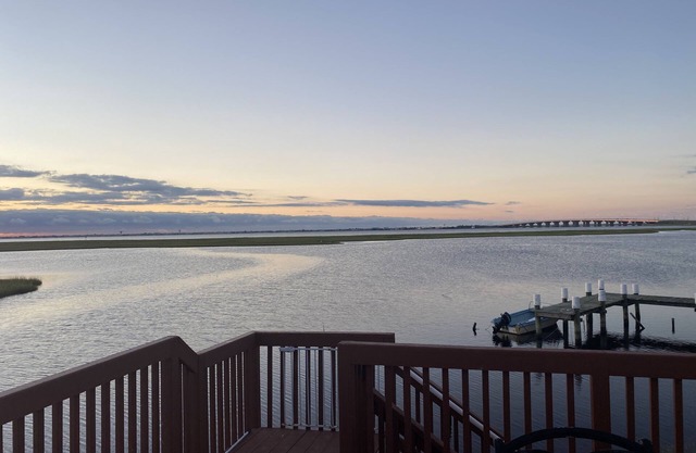 3 Bedroom house with Boat dock and ramp