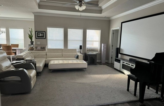 3-bedroom house in beautiful Santa Rosa Beach!4,500/month. 3-6 month rental only