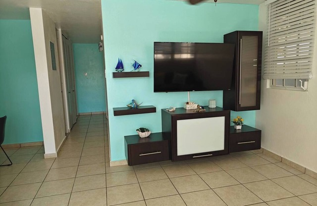 3-bedroom house in beautiful Guanica with AC