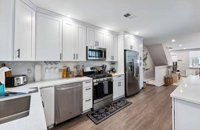 3-bedroom house in South Philadelphia near all stadiums