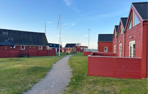 3 Bedroom Lovely Home In Strandby
