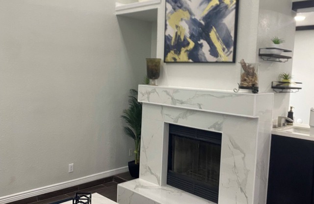 3-bedroom Modern House, recently renovated and upgraded with smart lighting
