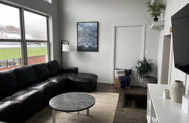 3 bedroom, modern loft style apartment located in downtown Marquette