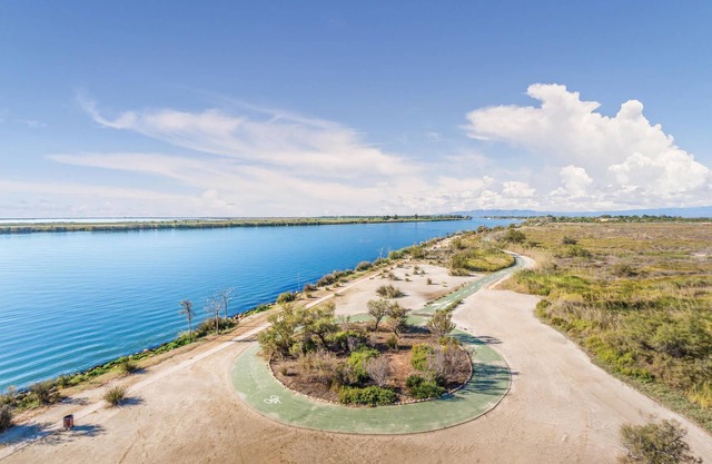 3 bedroom nice home in Els Muntells