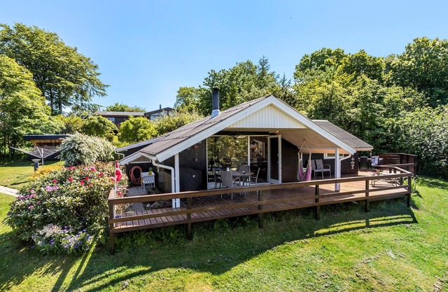Tolles Haus in Glesborg mit Küche