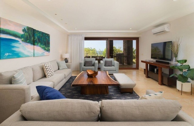 Oceanfront Luxus, Schritte zum Sand! 3br3ba, Ansichten, Privatsphäre und Ausstattung !!