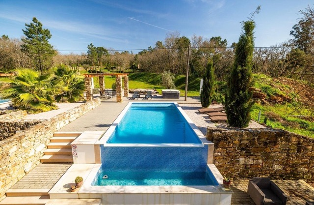 3-bedroom peaceful villa with private swimming pool and whirlpool. AC & WiFi.