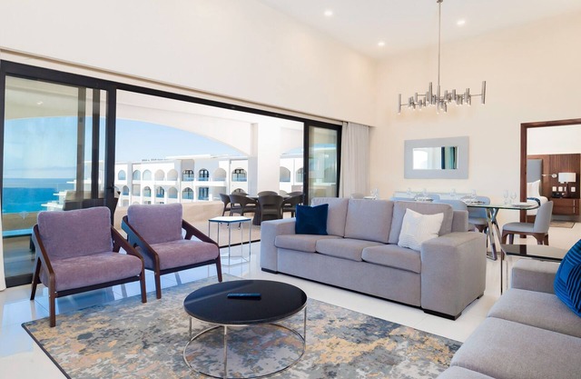 3 Bedroom Penthouse Oceanfront at Villa La Valencia Resort